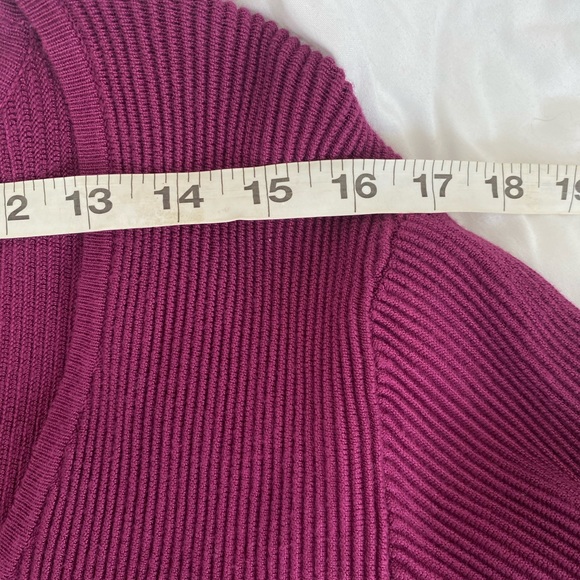 NWOT G.I.L.I XL burgundy Women’s sweater. - Picture 9 of 11